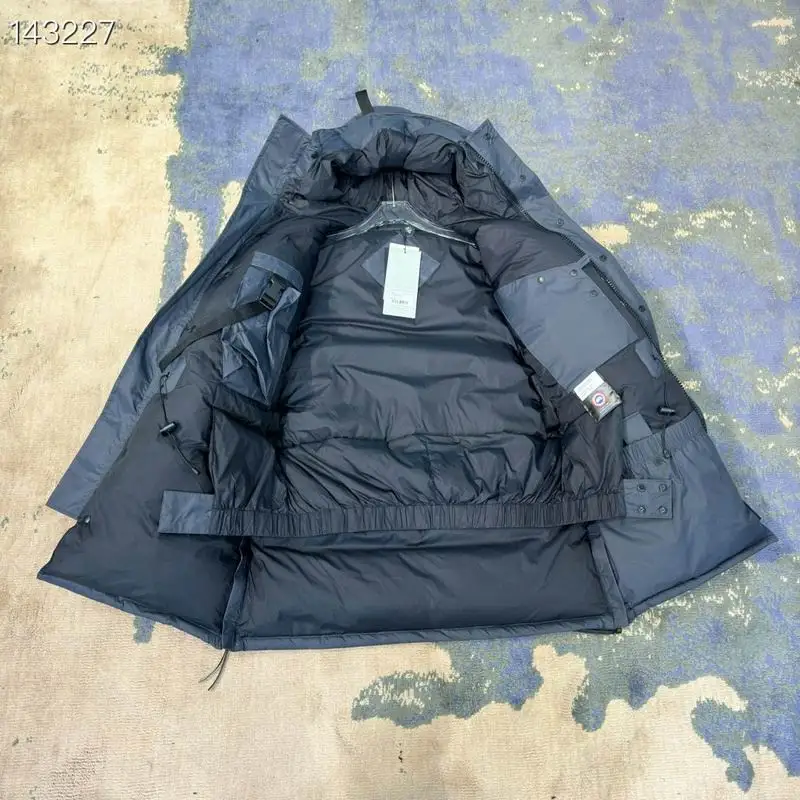 Canada Goose S-2XL 26yr61 (10)